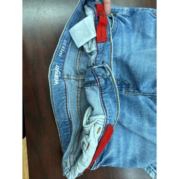 Wrangler Boys Taper Fit Jeans Size 16 Husky - Picture 6 of 8